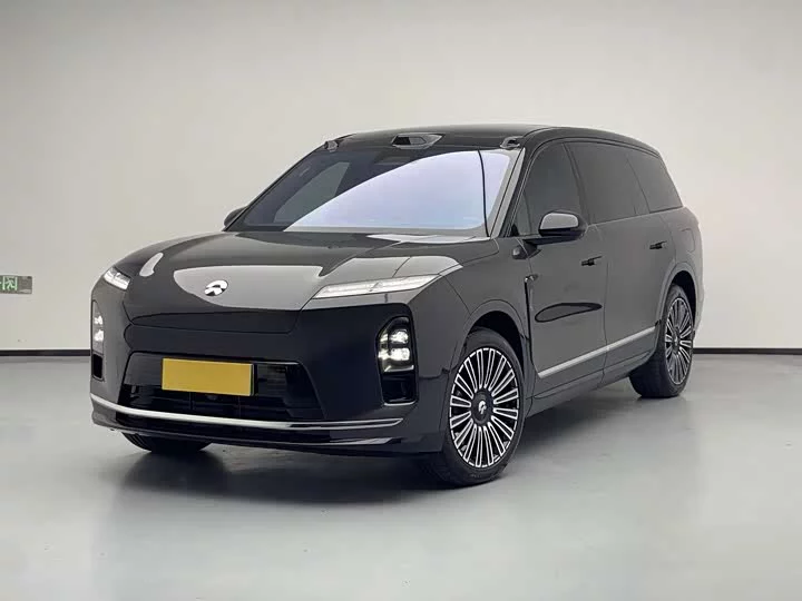 NIO ES8