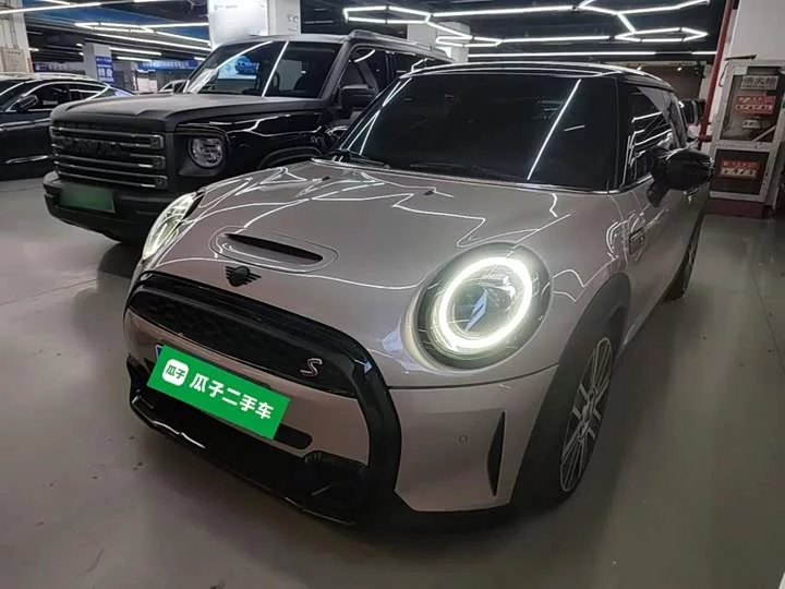 MINI 