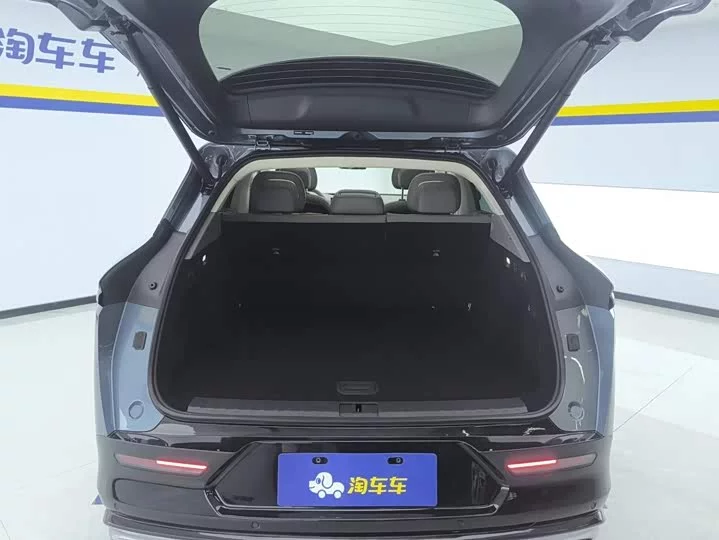 ZEEKR 7X