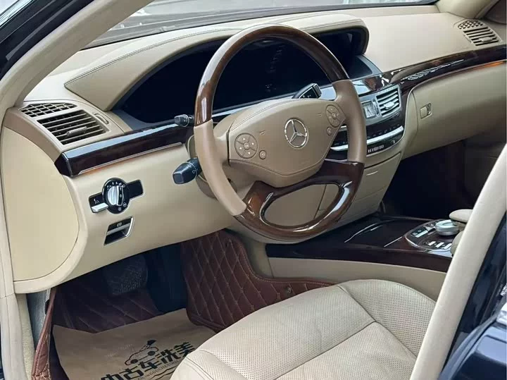 Mercedes-Benz S class
