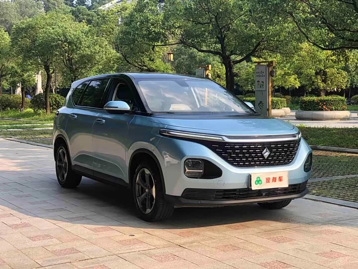 Baojun RM-5