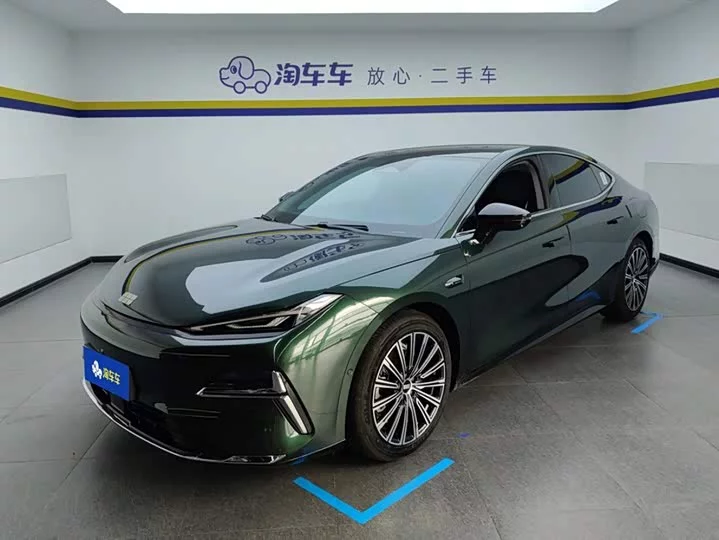 Geely Galaxy Star 8