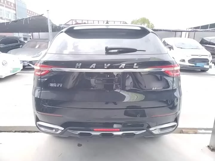 Haval F7