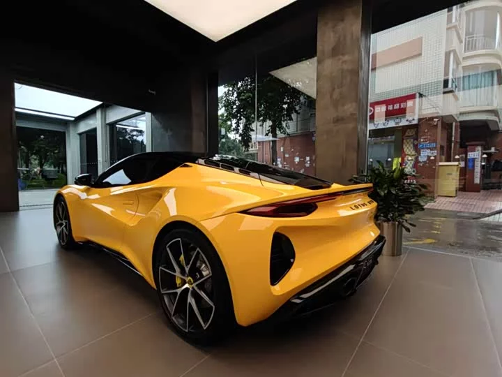 Lotus EMIRA