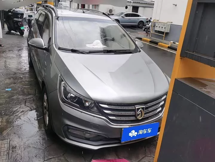 Baojun 310W