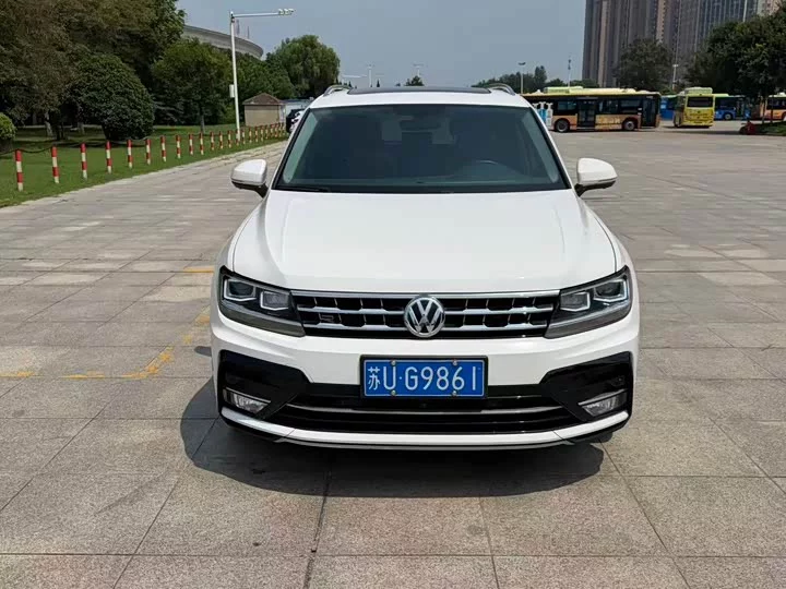 Volkswagen Tiguan L