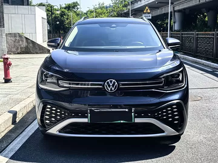 Volkswagen ID.6 CROZZ