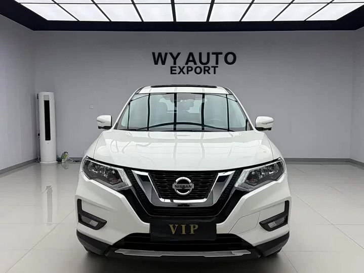 Nissan Qijun