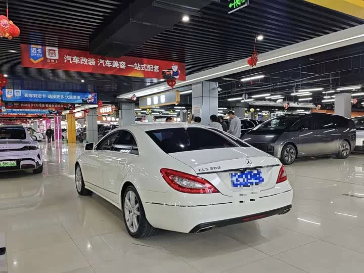 Mercedes-Benz CLS