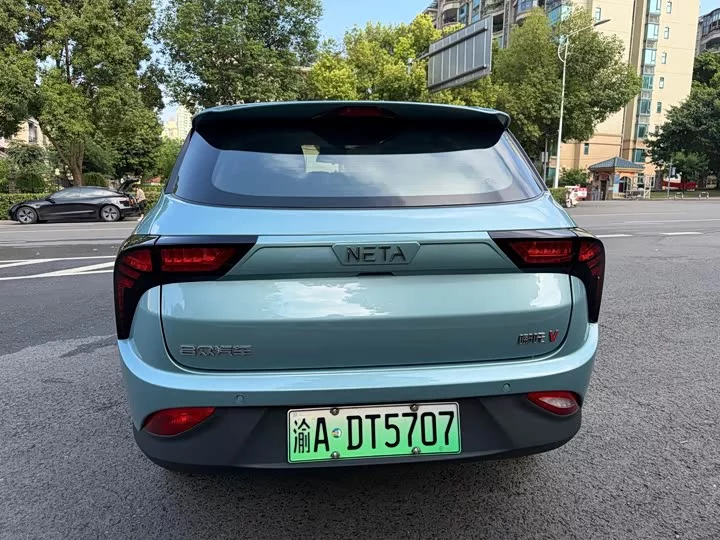 NETA Nezha V