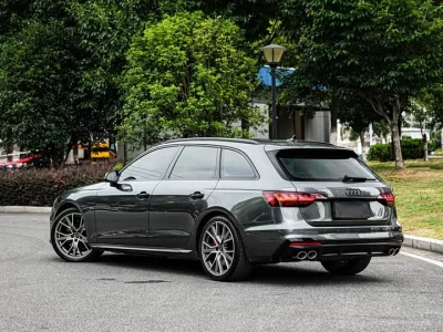 Audi S4