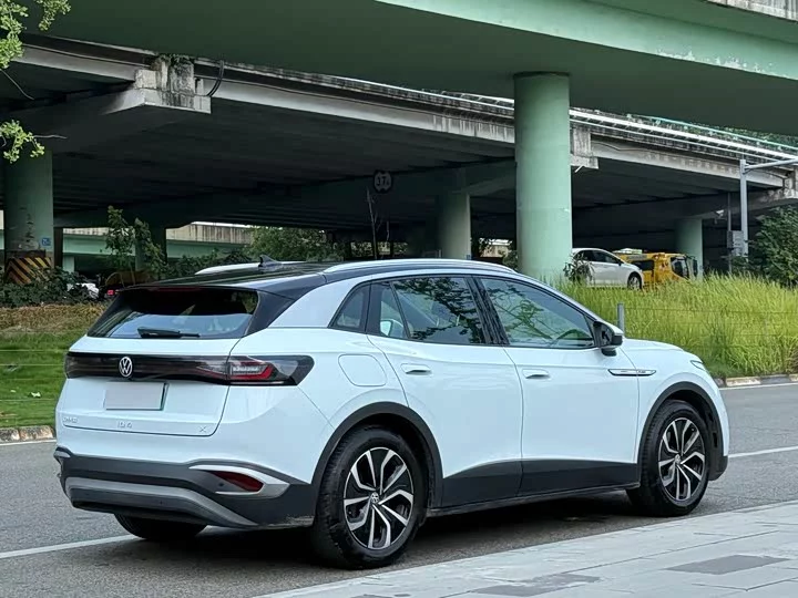 Volkswagen ID.4 X
