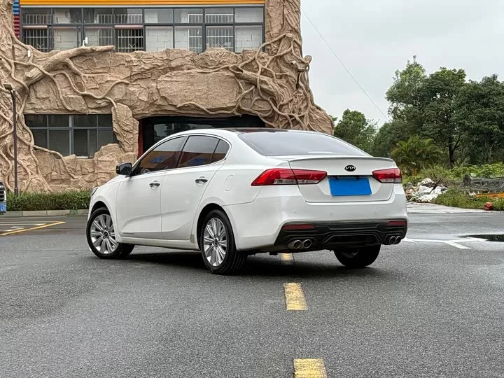 kia K4