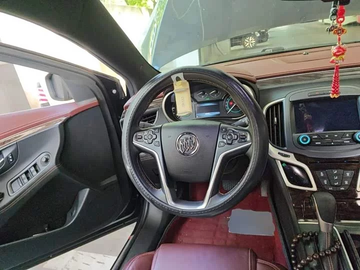Buick LaCrosse