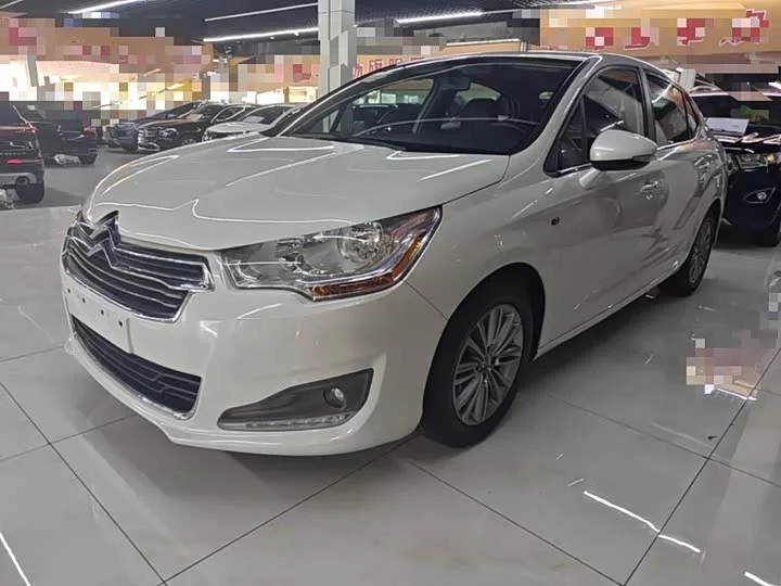 Citroën C4L