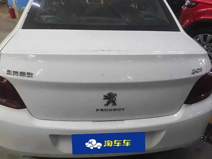 Peugeot 301