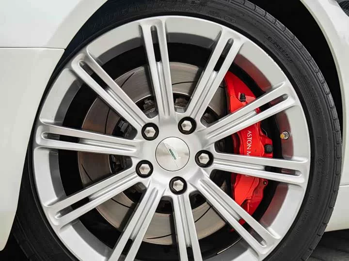 Aston Martin Rapide