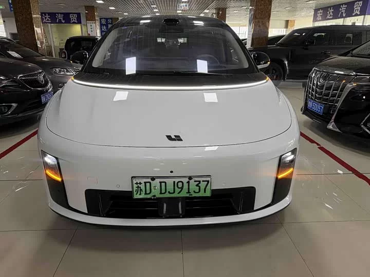Li Ideal i8
