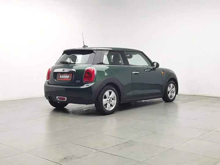 MINI 