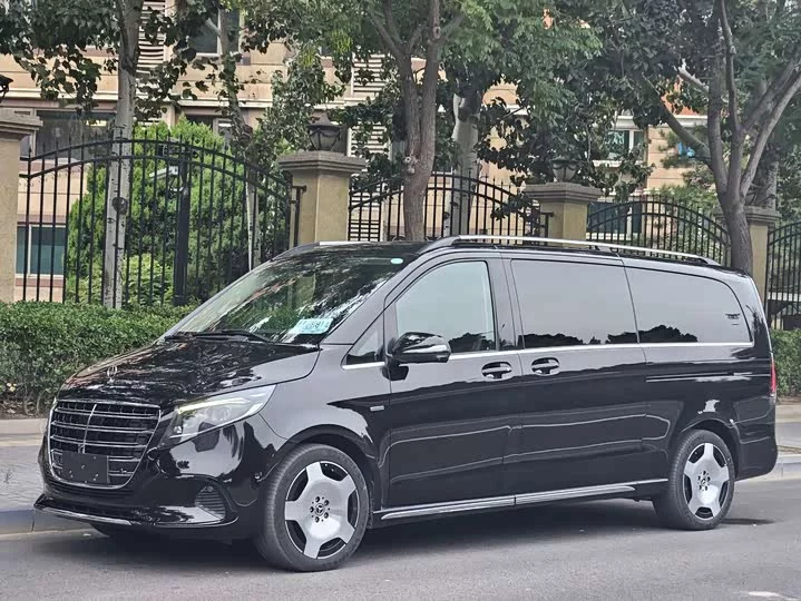 Mercedes-Benz Class V