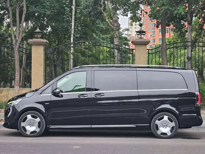 Mercedes-Benz Class V