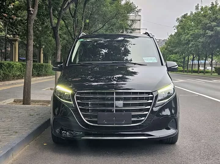 Mercedes-Benz Class V