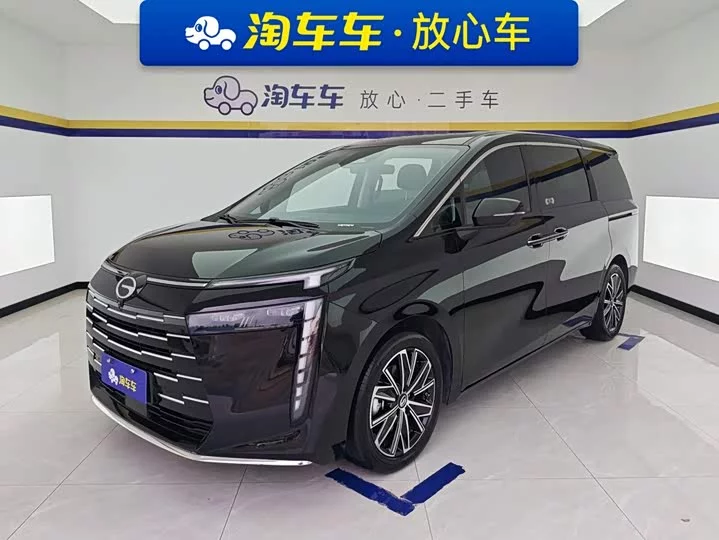 GAC Trumpchi E8