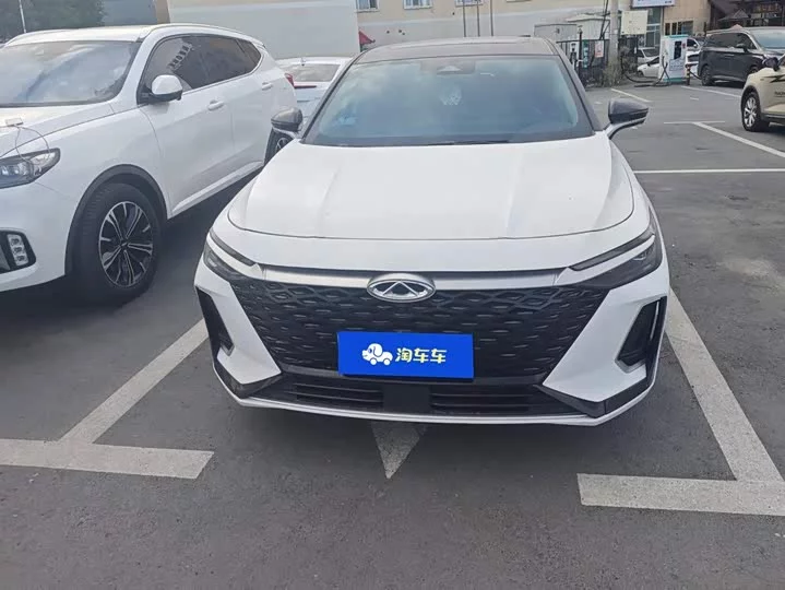 Chery Arrizo 8