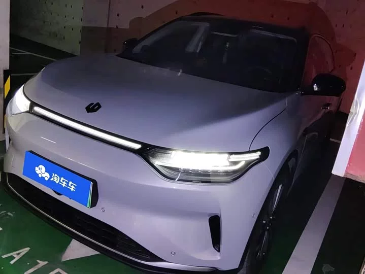 Leapmotor Zero running C11