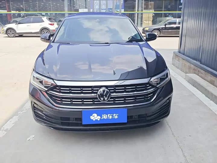 Volkswagen Sagitar