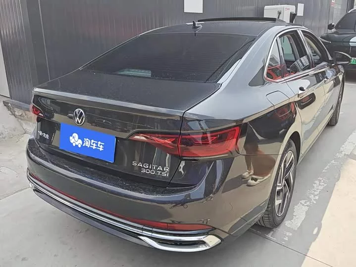 Volkswagen Sagitar
