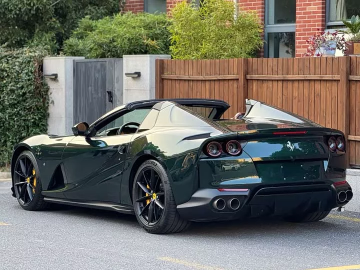 ferrari 812