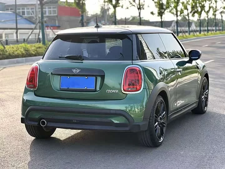 MINI 