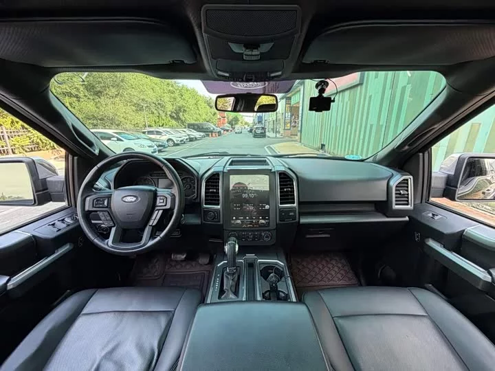 Ford F-150 Raptor