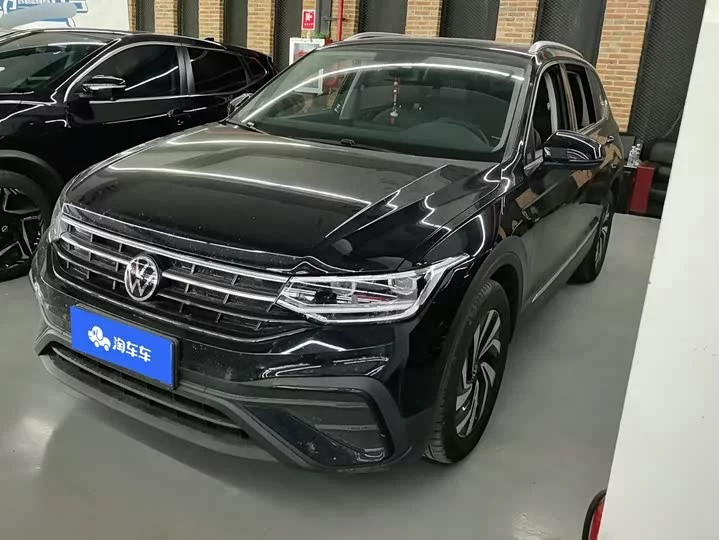 Volkswagen Tiguan L