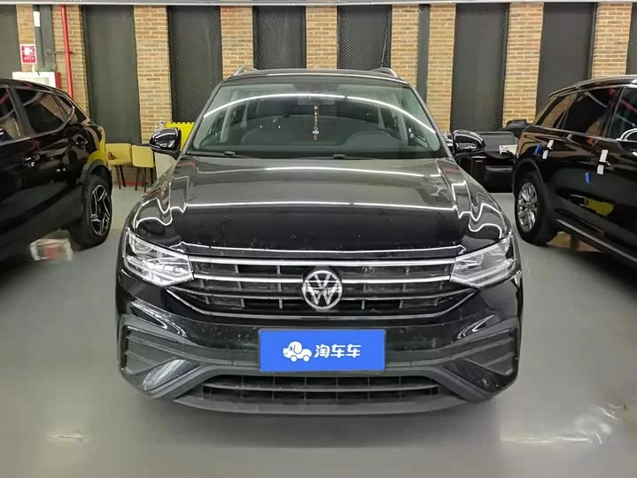 Volkswagen Tiguan L