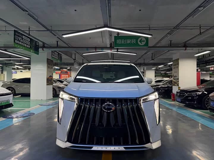 GAC Trumpchi M8