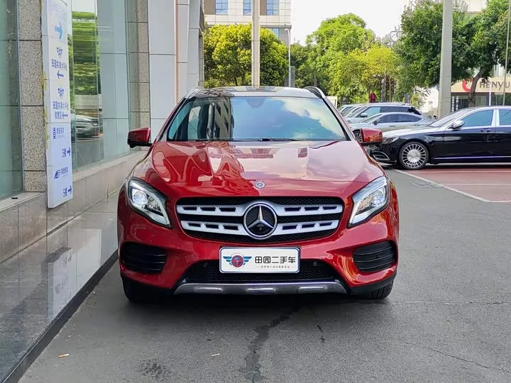 Mercedes-Benz GLA