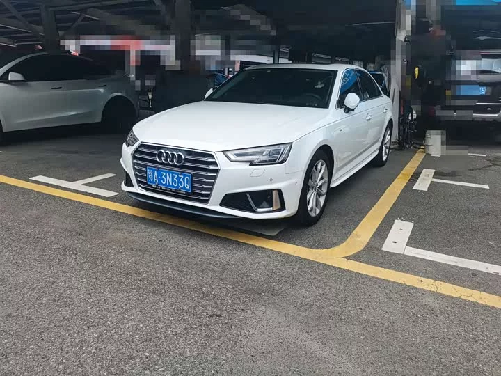 Audi A4L