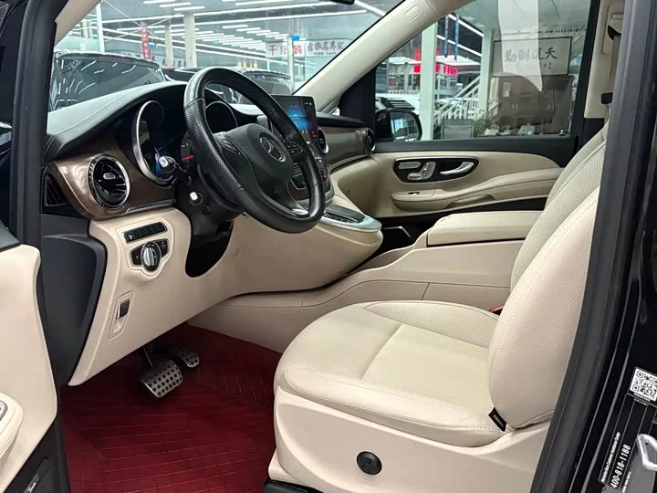 Mercedes-Benz Class V
