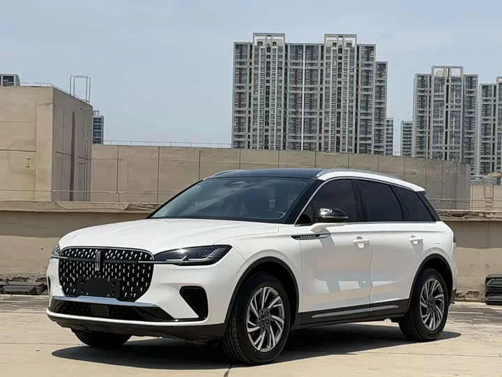 Lincoln adventurer