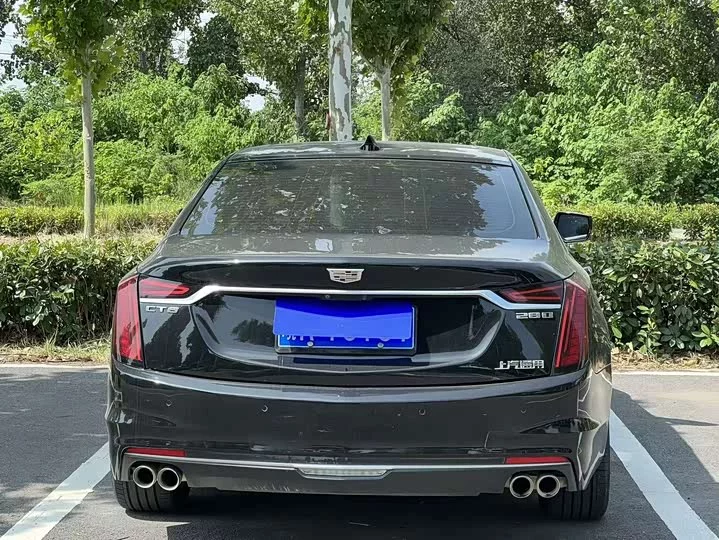 Cadillac CT6