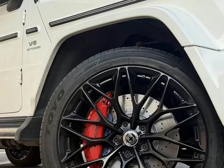 Mercedes-Benz G-rated