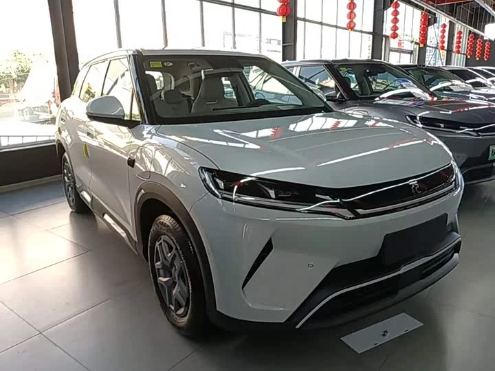 BYD Yuan UP
