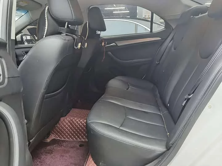 Roewe 360