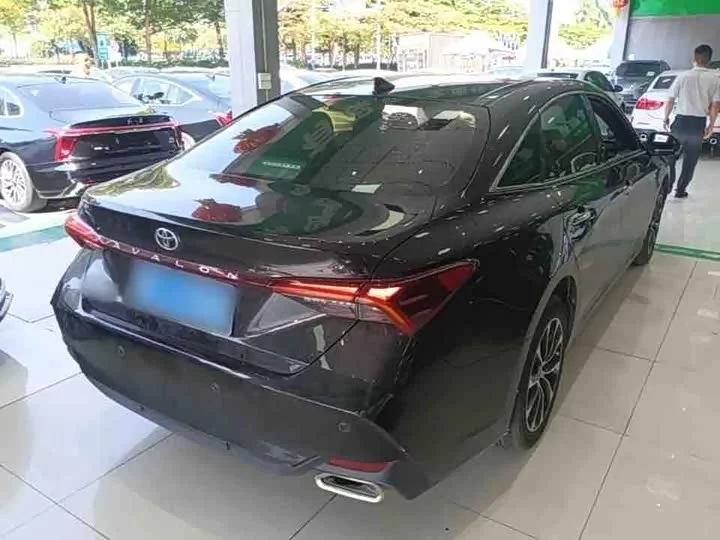 Toyota asian dragon