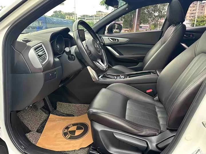 Mazda CX-4