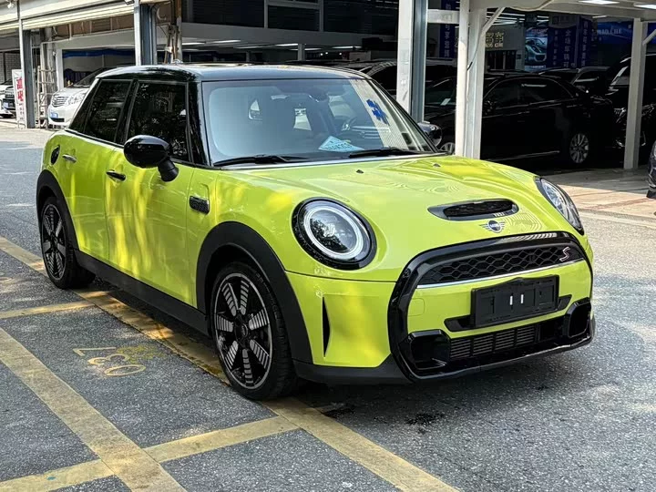 MINI 