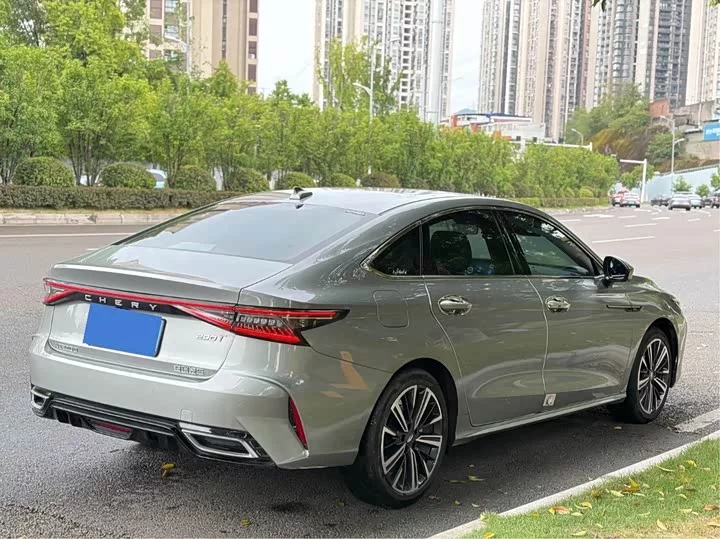 Chery Arrizo 8
