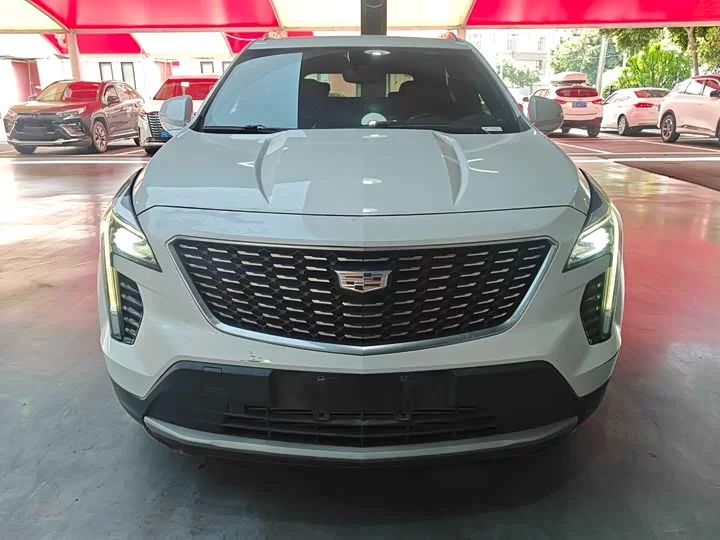 Cadillac XT4